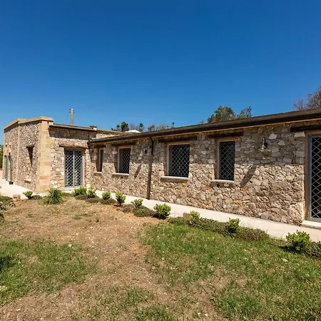 Crocilupo By Perle Di Puglia